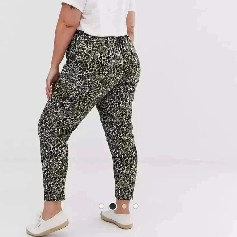 Plus Size Green Leopard Joggers